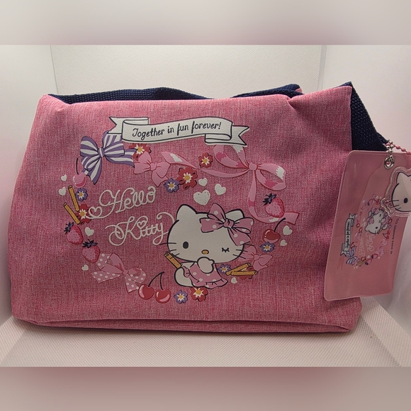 Hello Kitty Handbags - Hello Kitty Pink Toiletry Bag